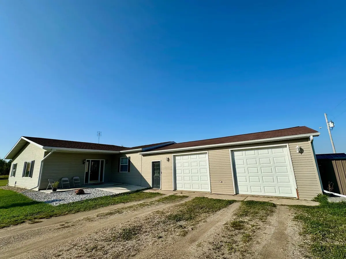 30997 340th Avenue, Roseau, MN 56751 - Image #1