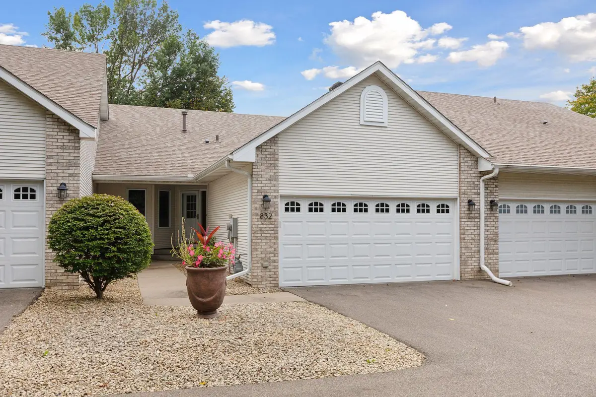 832 Wescott Square, Eagan, MN 55123 - #1