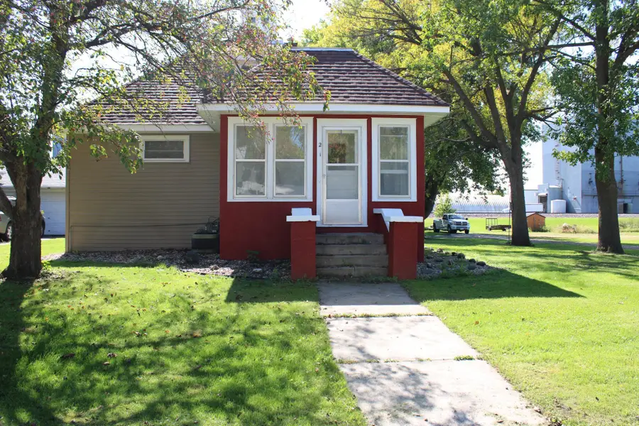 201 Emerson Avenue Ne, Renville, MN 56284 - #2