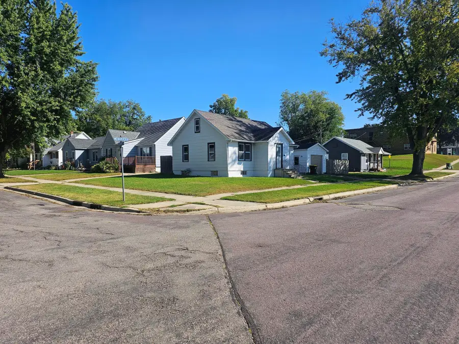 603 Webster Street, Fairmont, MN 56031 - #2