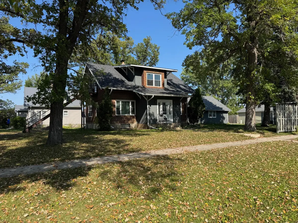 117 Zeh Street W, Thief River Falls, MN 56701 - #1