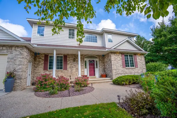 308 Country Club Drive Ne, Willmar, MN 56201