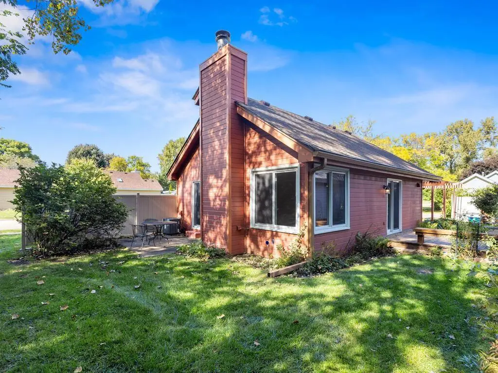 1383 Granada Trail N, Oakdale, MN 55128 - Image #1