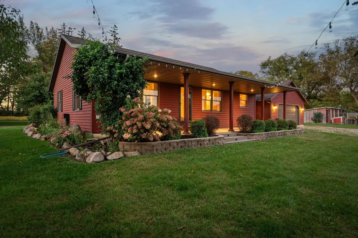 23520 902nd Avenue, Austin, MN 55912 - #1