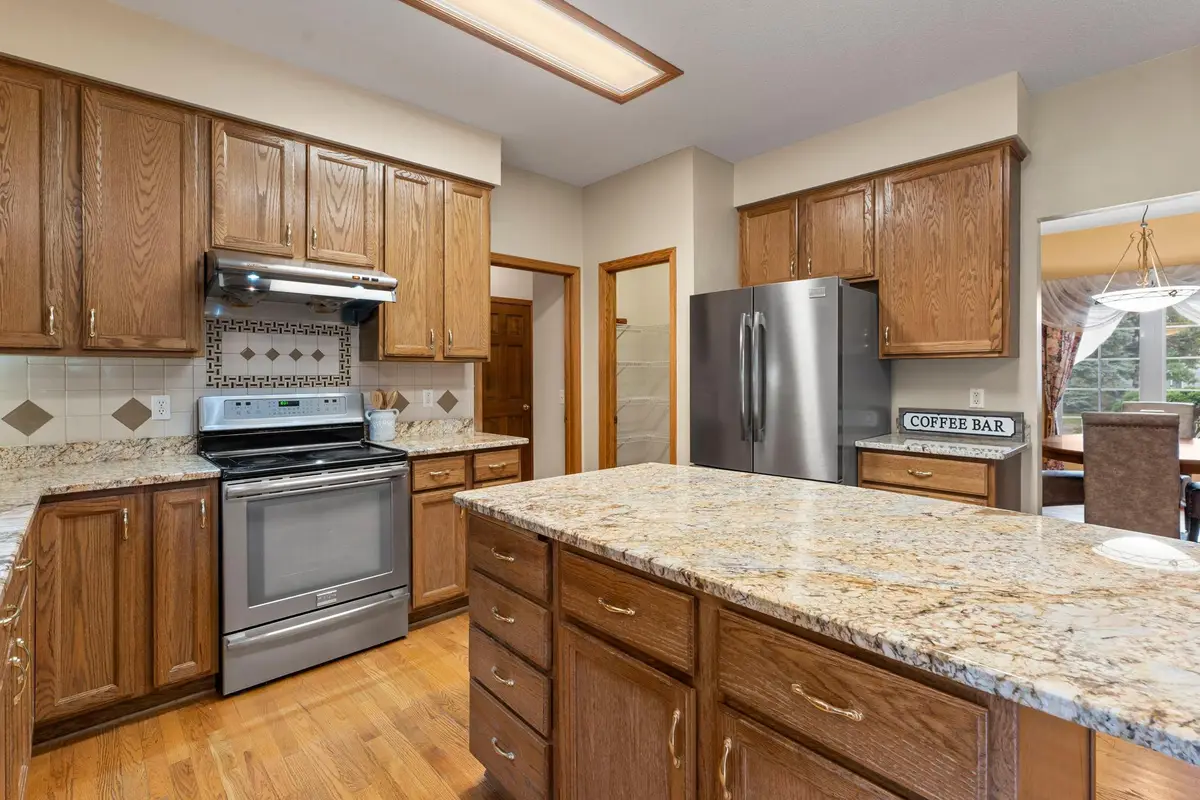 13947 Fleetwood Avenue, Apple Valley, MN 55124 - #1