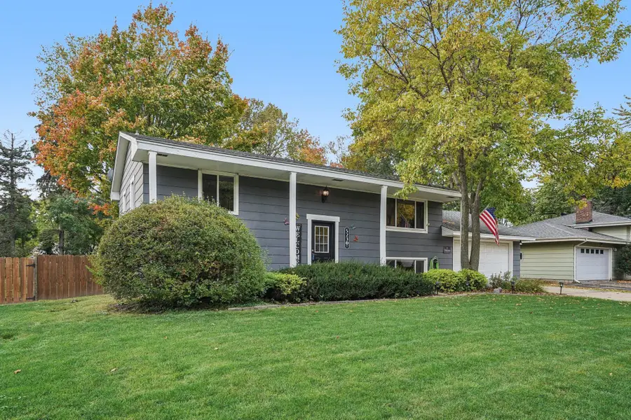 5230 Lincoln Street Ne, Fridley, MN 55421 - Image #2