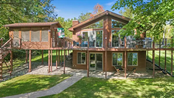 30495 E Oak Bend Drive, Grand Rapids, MN 55744