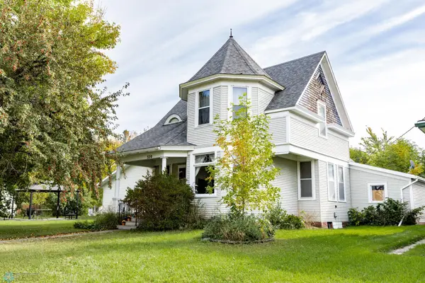 320 Elm Street, Crookston, MN 56716