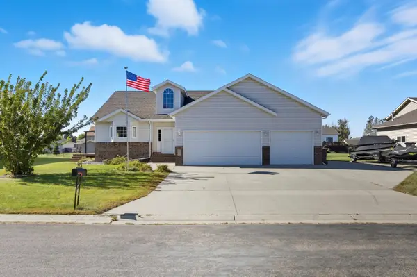 512 9th Street Ne, Dilworth, MN 56529