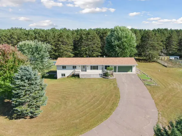 5410 253rd Avenue Ne, Stacy, MN 55079
