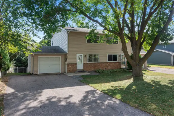 911 Ridge Drive Se, Saint Michael, MN 55376