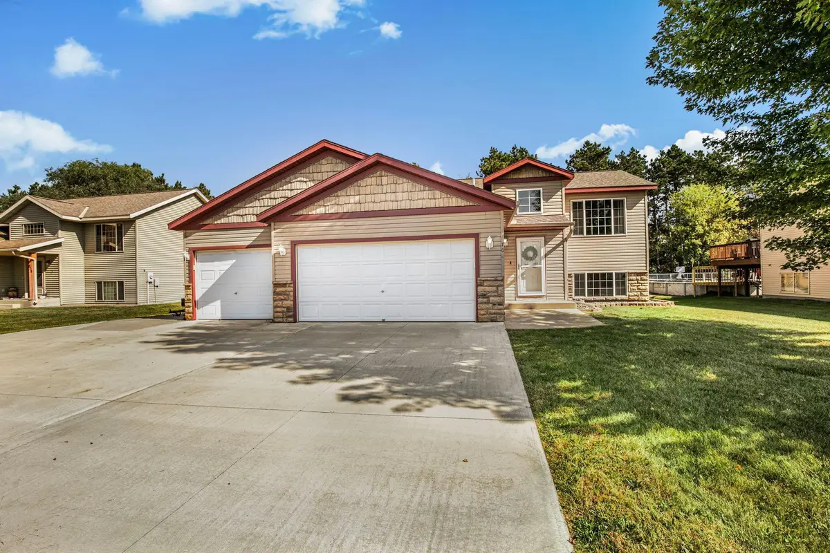 708 10th Avenue Ne, Rice, MN 56367 - #1