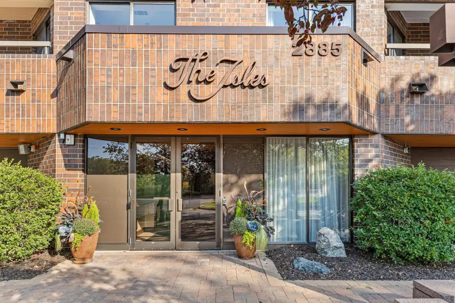 2885 Knox Avenue S #206, Minneapolis, MN 55408 - Image #2