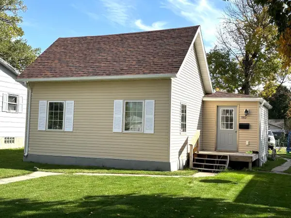 110 Crocker Avenue S, Thief River Falls, MN 56701