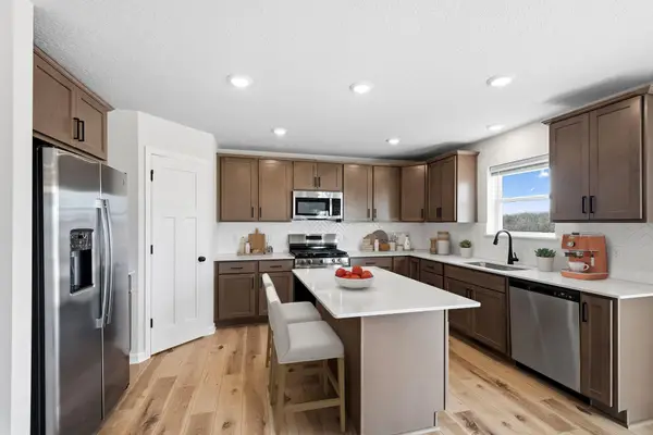 7187 Paris Avenue Ne, Otsego, MN 55330