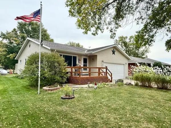 305 Oak Street, Lucan, MN 56255