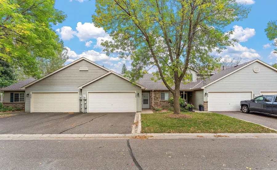 696 Monn Avenue, Saint Paul, MN 55127 - Image #2