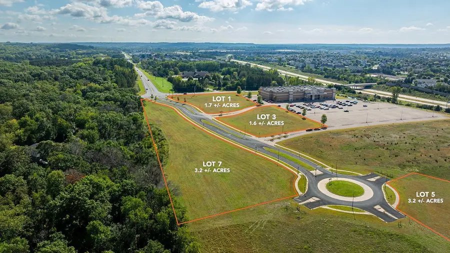 671 Darnold Drive, Hudson, WI 54016 - Image #2