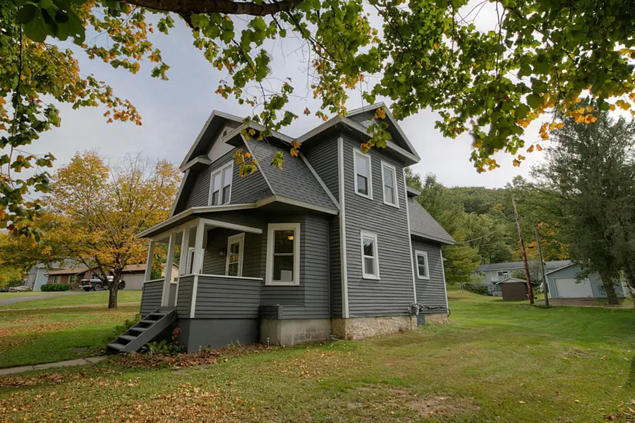 227 E Race Avenue, Elmwood, WI 54740 - #3