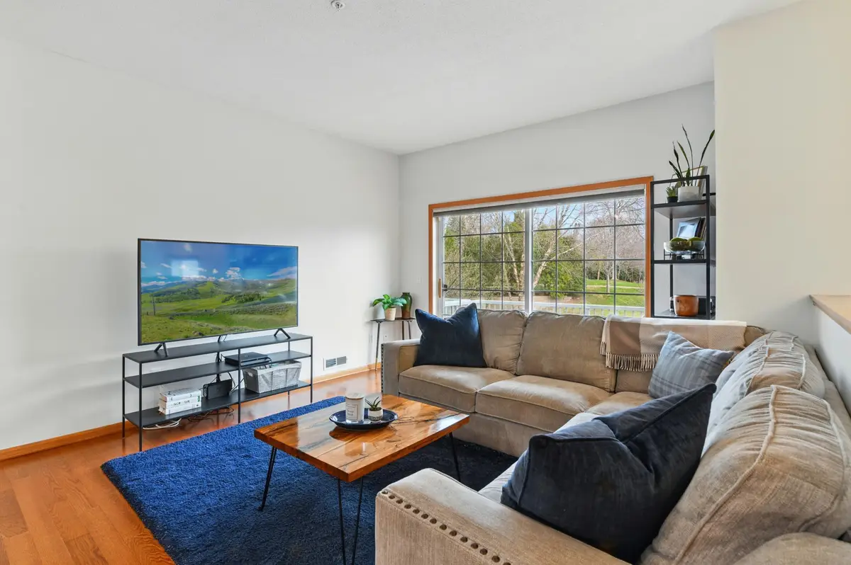 324 Willoughby Way W, Minnetonka, MN 55305 - Image #1