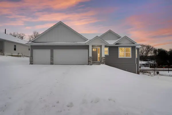 7420 Glengarry Place, Eden Prairie, MN 55344