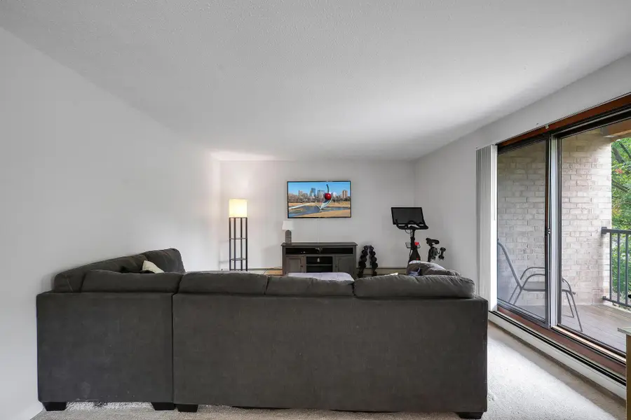 5607 Green Circle Drive #210, Minnetonka, MN 55343 - Image #3