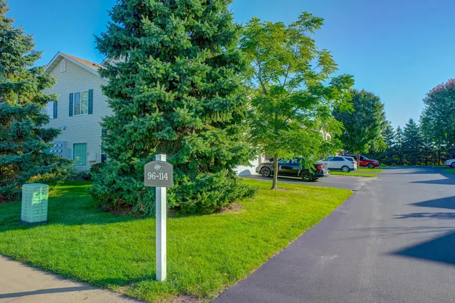 106 Bridgewater Trail, Hudson, WI 54016 - Image #2