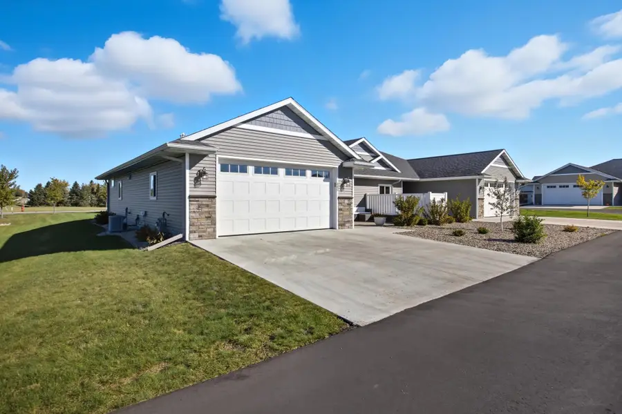 660 Voyager Drive, Alexandria, MN 56308 - Image #2