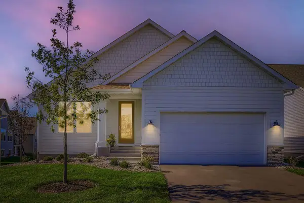 4873 127th Circle Ne, Minneapolis, MN 55449