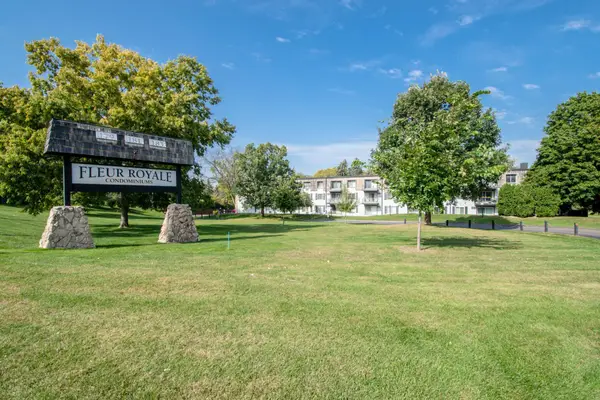 181 Little Canada Road E #115, Little Canada, MN 55117