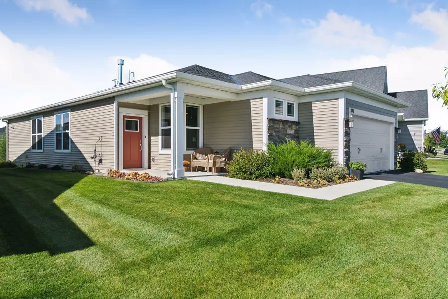 171 Liberty Heights Drive, Chaska, MN 55318 - Image #2
