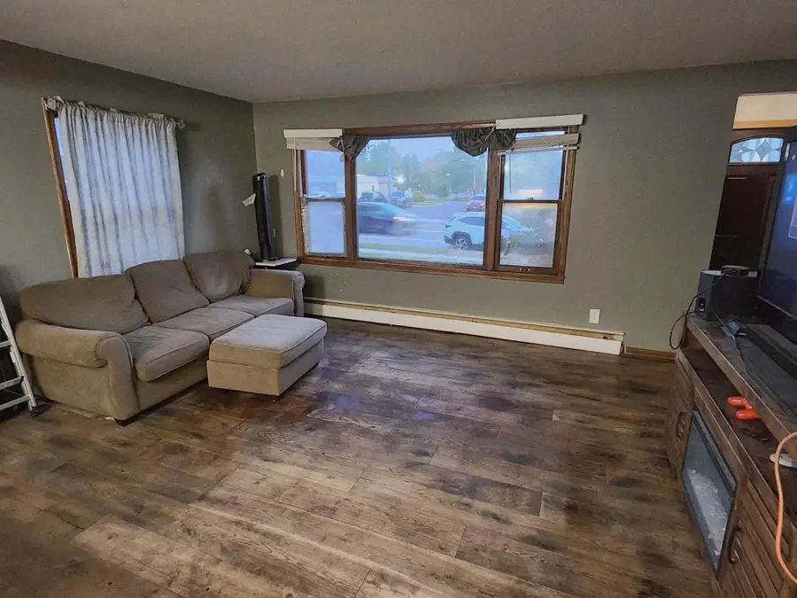 2603 17th Avenue E, Saint Paul, MN 55109 - Image #2