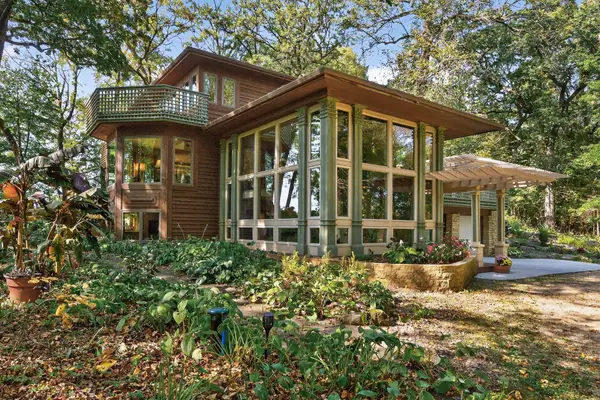 8180 Saint Croix Trail S, Hastings, MN 55033