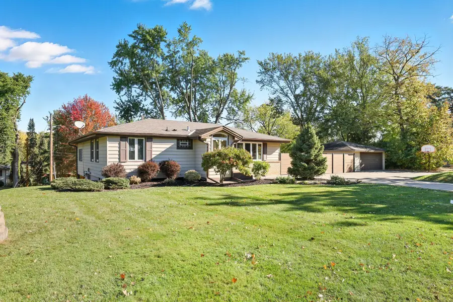 4816 Overlook Drive, Minneapolis, MN 55437 - Image #2