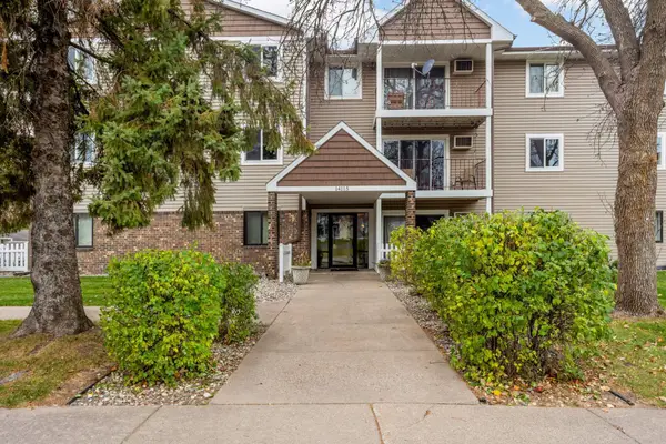 14115 Pennock Avenue #303, Apple Valley, MN 55124