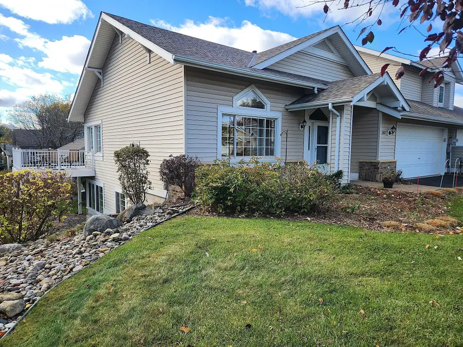 2883 Devonshire Place, Woodbury, MN 55125 - Image #2