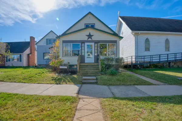 25 3rd Street Sw, Chisholm, MN 55719