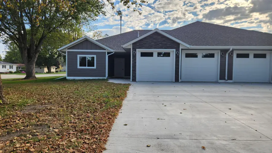 901 7th Ave Sw, Pipestone, MN 56164 - Image #2