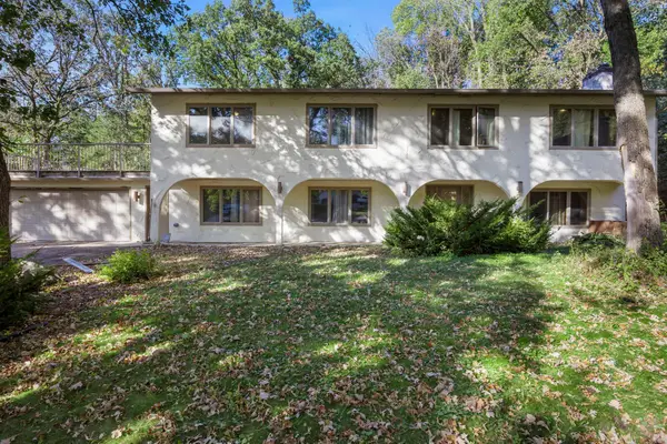 101 Hidden Meadow Court, Saint Paul, MN 55124