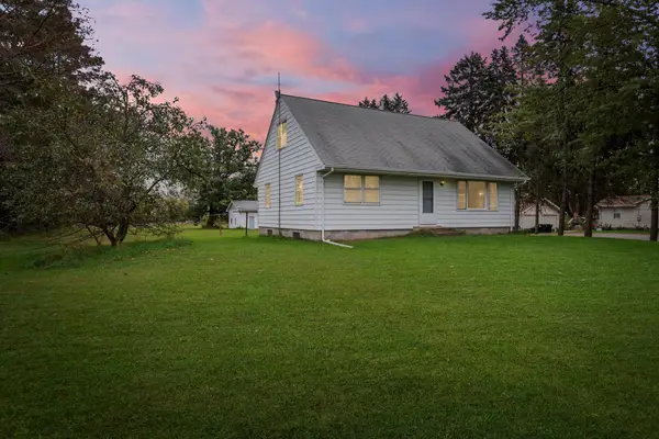 14759 Lake Drive Ne, Forest Lake, MN 55025