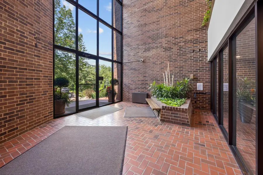5501 Dewey Hill Road #330, Minneapolis, MN 55439 - Image #2