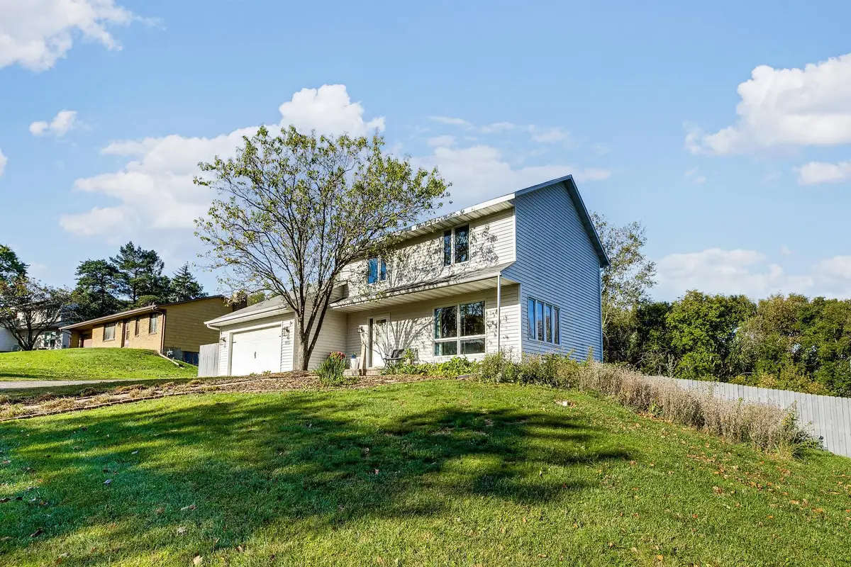 15979 Harwell Avenue, Apple Valley, MN 55124 - Image #1