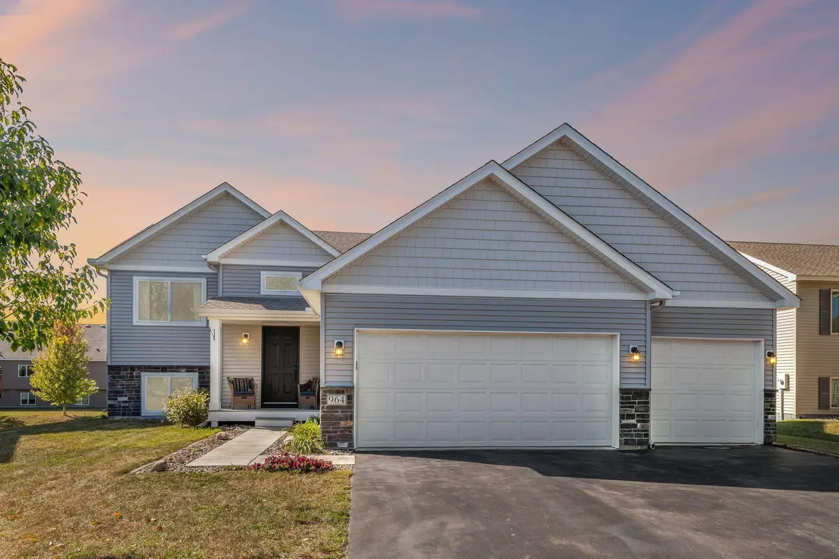 964 Ivy Hills Road, Belle Plaine, MN 56011 - #1