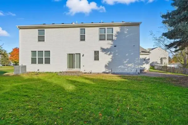 943 Earley Lake Curve, Burnsville, MN 55306 - #3