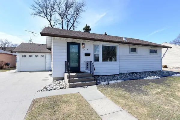 1914 9th Street N, Fargo, ND 58102