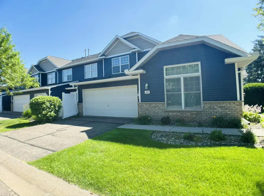 401 Hickory Lane N, Oakdale, MN 55128 - Image #2