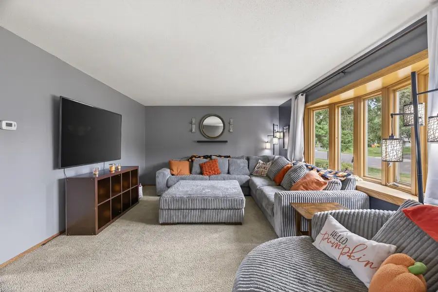 2237 Maple Lane E, Maplewood, MN 55109 - Image #3