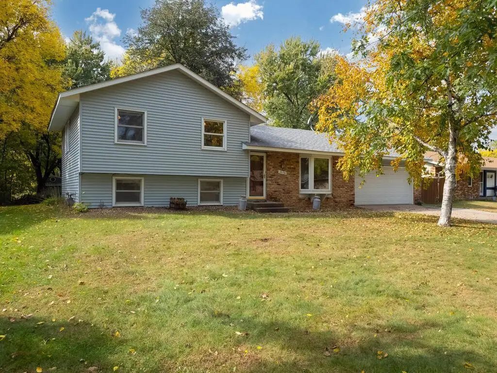 10136 Uplander Street Nw, Coon Rapids, MN 55433 - Image #1