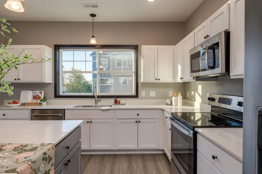 3052 Bluestem Trail, Mankato, MN 56001 - Image #2