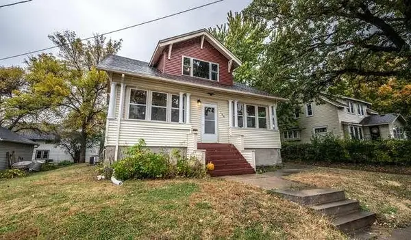 708 8th Street Se, Waseca, MN 56093